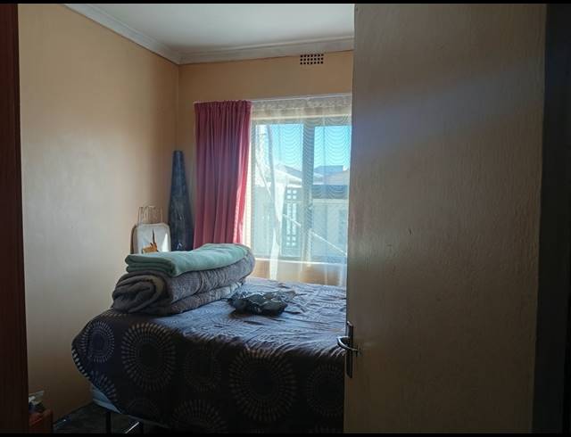 3 BEDROOM FREEHOLD FOR SALE IN VICTORIA MXENGE